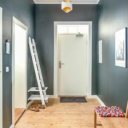 Apartment 90qm Well-equiped Flat In Berlin-charlottenburg With Wif Berlin