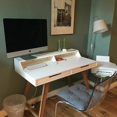 90qm Well-equiped Flat In Berlin-charlottenburg With Wif Berlin