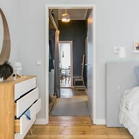 90qm Well-equiped Flat In Berlin-charlottenburg With Wif * ברלין